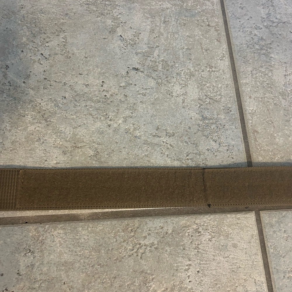 Men’s Wolf tactical tan belt size small. Fits size 28”-33”. - Picture 4 of 11